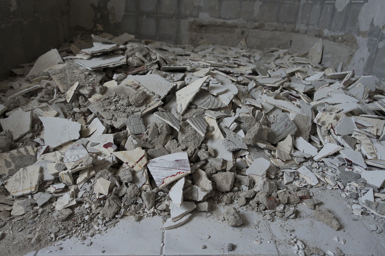 Rénover vos meubles en bois : techniques simples et créatives à essayer g2ce970d28dc1543f866d11133d0db53a6ce64dc16cc0913894bbc71562b9866293cd1b68dfd4a3c5832094388adbf3bcbef0c07cacb26088beb583c556c5eefd 1280